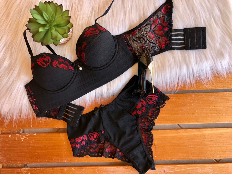 Lingerie de luxo - La Delle Intimates